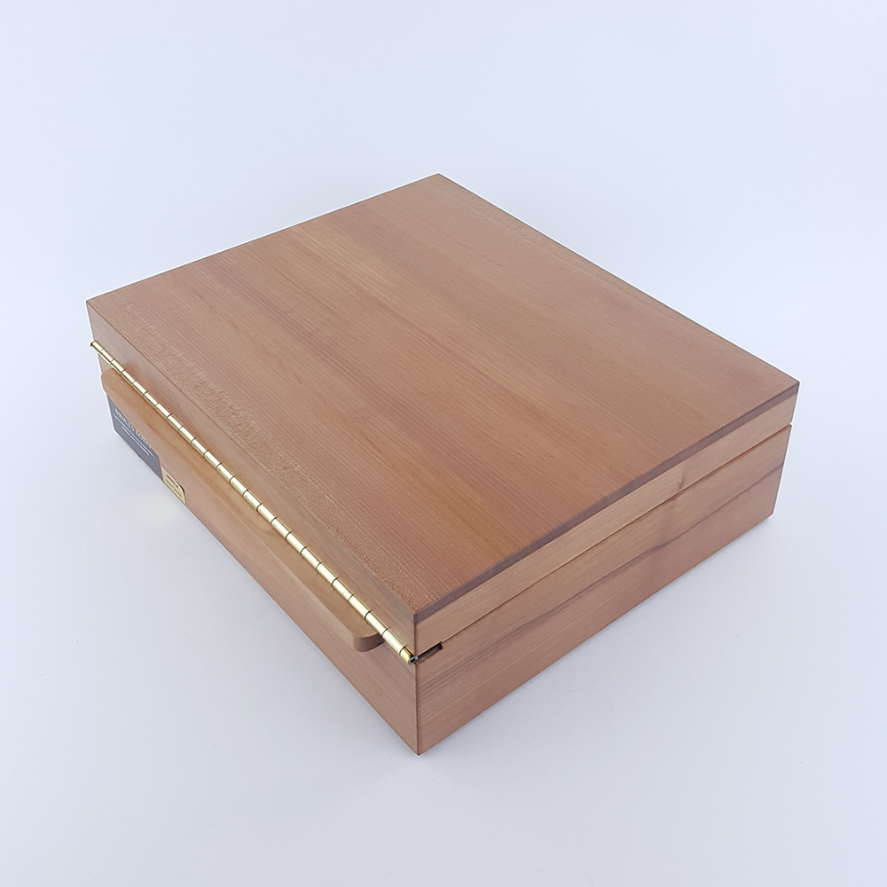 Tasmanian Myrtle Jewel Box Fitted With Half Tray Large View
